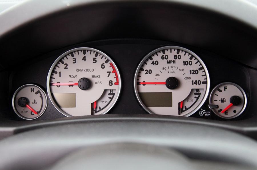  Nissan Xterra Pro-4X 2011 года  (фото 18 из 50)